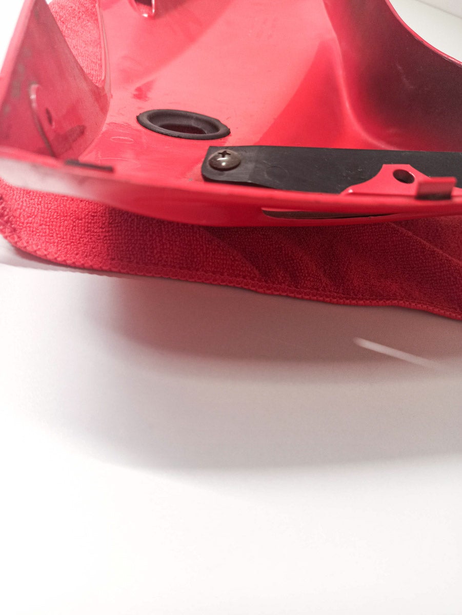 Flanc de tête de fourche gauche de SUZUKI 600-1200 Bandit S 1996-1999 Rouge