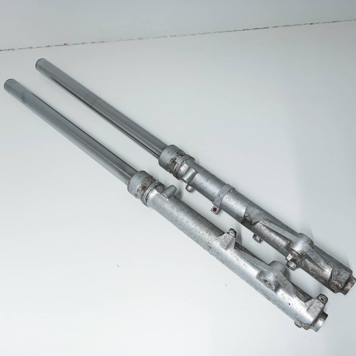 Bâtons de fourche de Suzuki DR 650