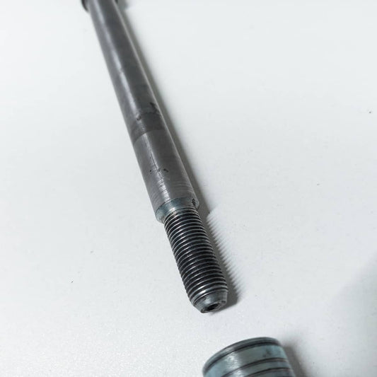 Axe de roue avant + entretoise de Suzuki DR 650 R RS RSE DJEBEL