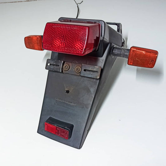 Bavette complète avec feu arrière et clignotant de Suzuki DR 650 R RS RSE DJEBEL
