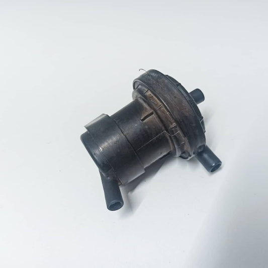Collecteur de reniflard de Honda 650 Dominator 1990 NX RD02