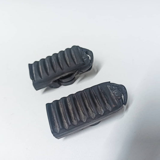 Paire de caoutchouc de cale pied de Honda 650 Dominator 1990 NX RD02