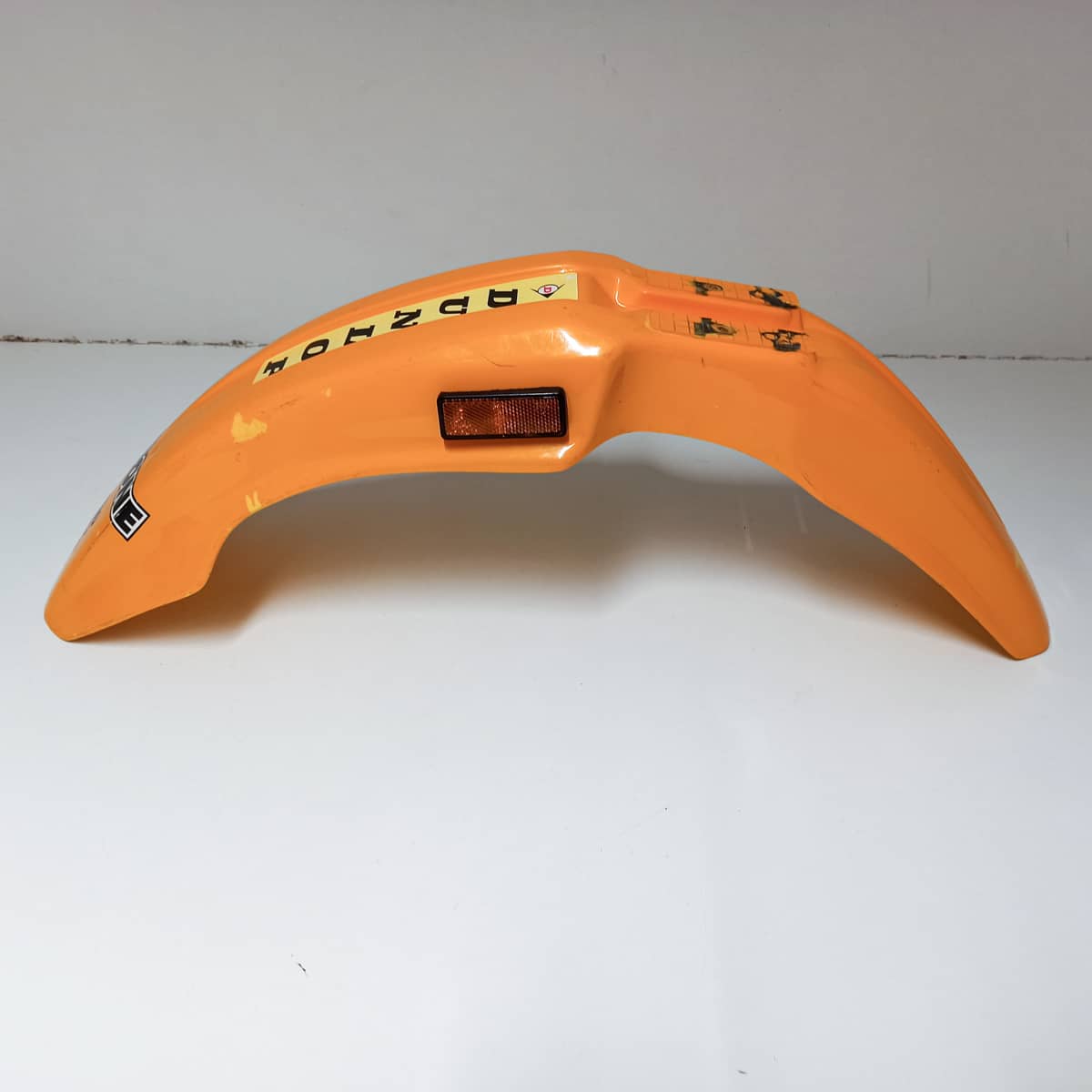 Garde boue avant de Peugeot XP6