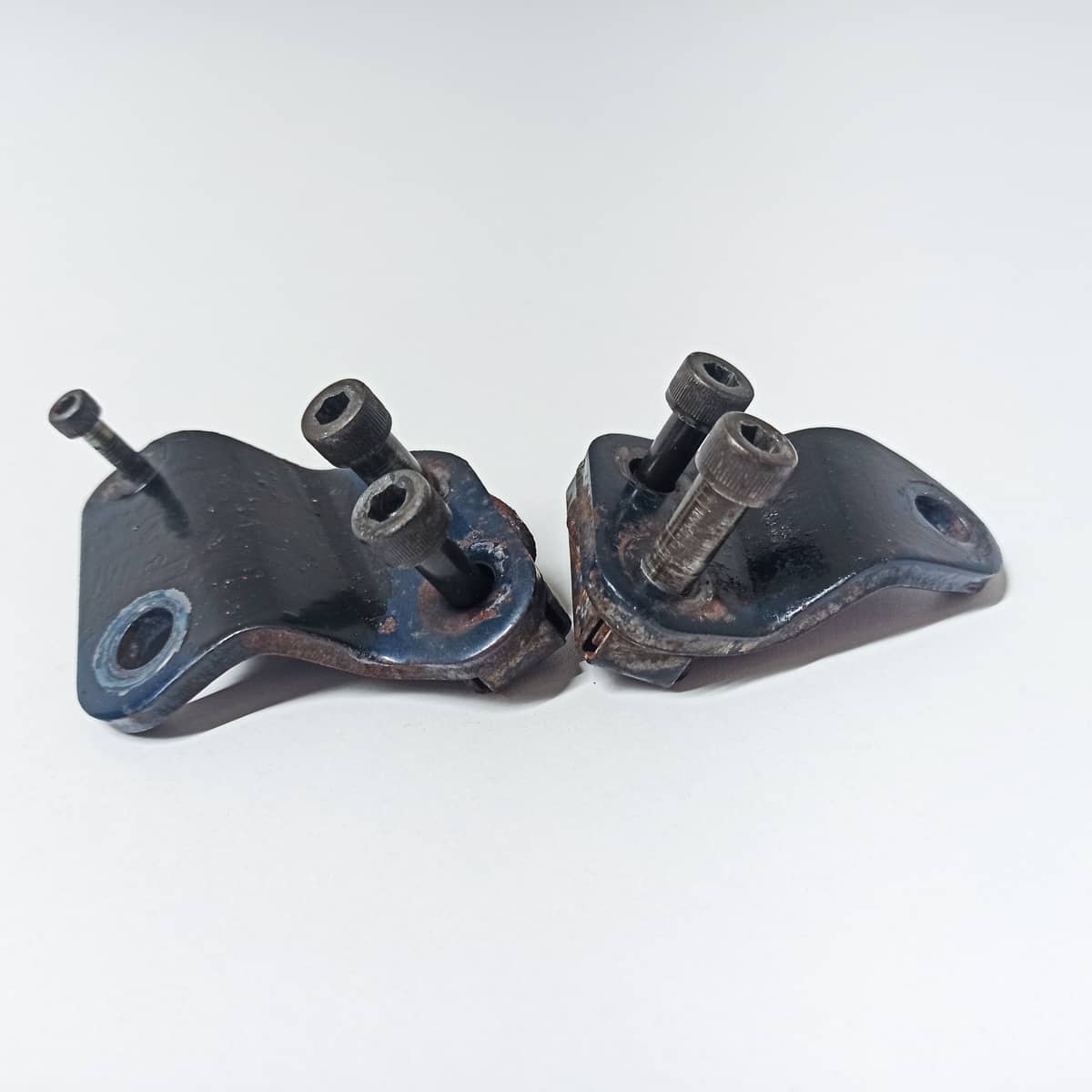 Paire de support moteur de Suzuki Intruder 750 1986
